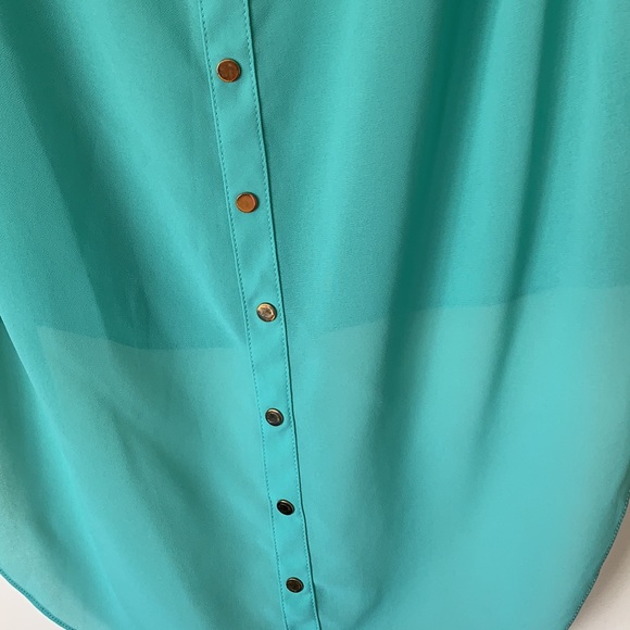 Guess Blouse Sheer Green Hi Low Hem - Picture 8 of 10
